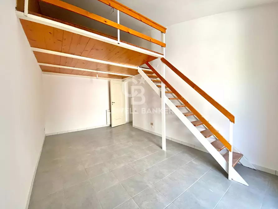 Immagine 8 di Appartamento in vendita  in via Ciminna 11 a Aci Catena