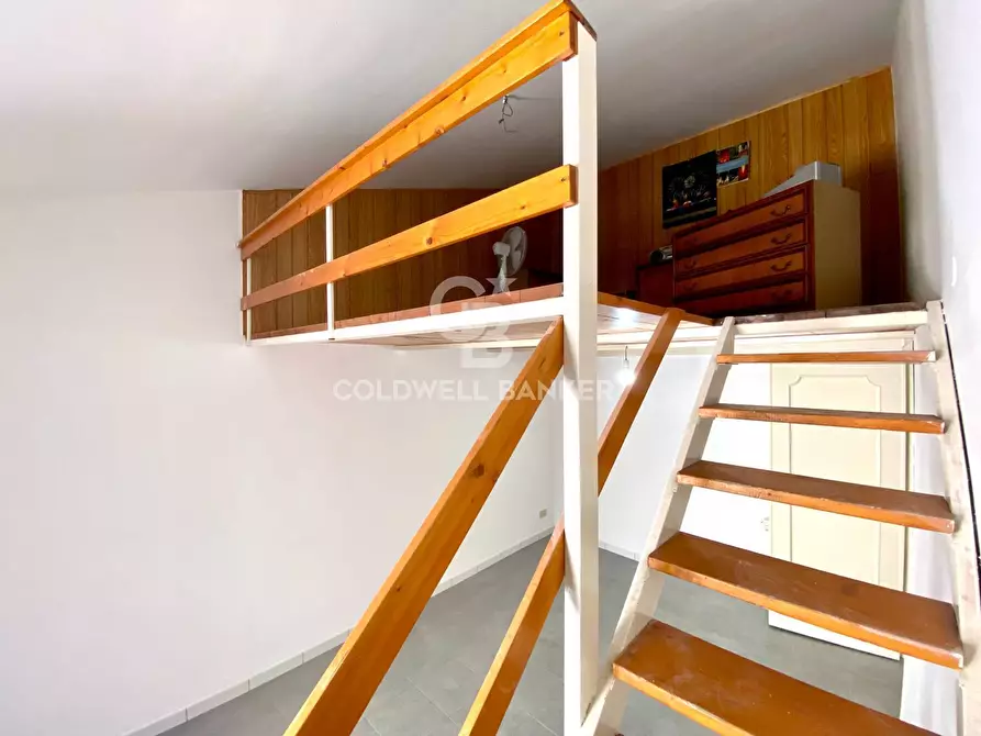 Immagine 38 di Appartamento in vendita  in via Ciminna 11 a Aci Catena