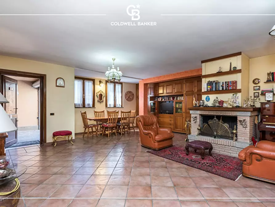 Immagine 37 di Villa in vendita  in Via Ariccia 11 a Ciampino