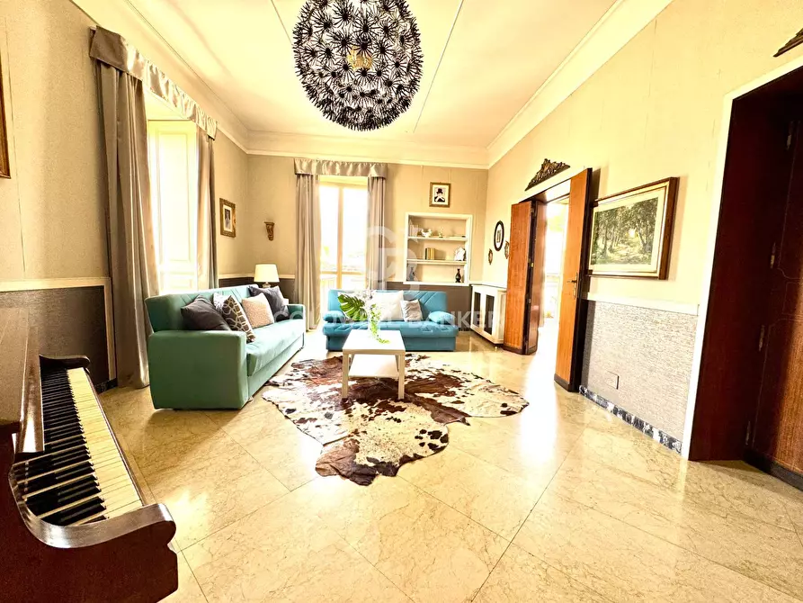 Immagine 15 di Appartamento in vendita  in Via Etnea 474 a Catania