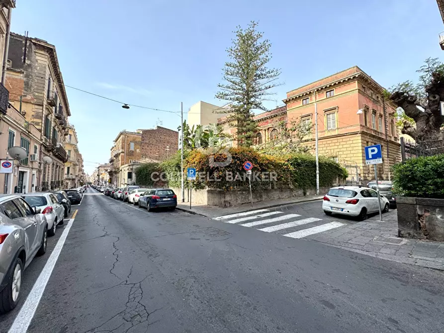 Immagine 5 di Appartamento in vendita  in Via Etnea 474 a Catania