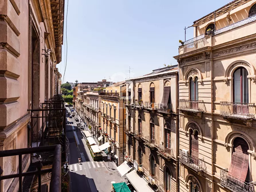 Immagine 3 di Appartamento in vendita  in via Umberto a Catania