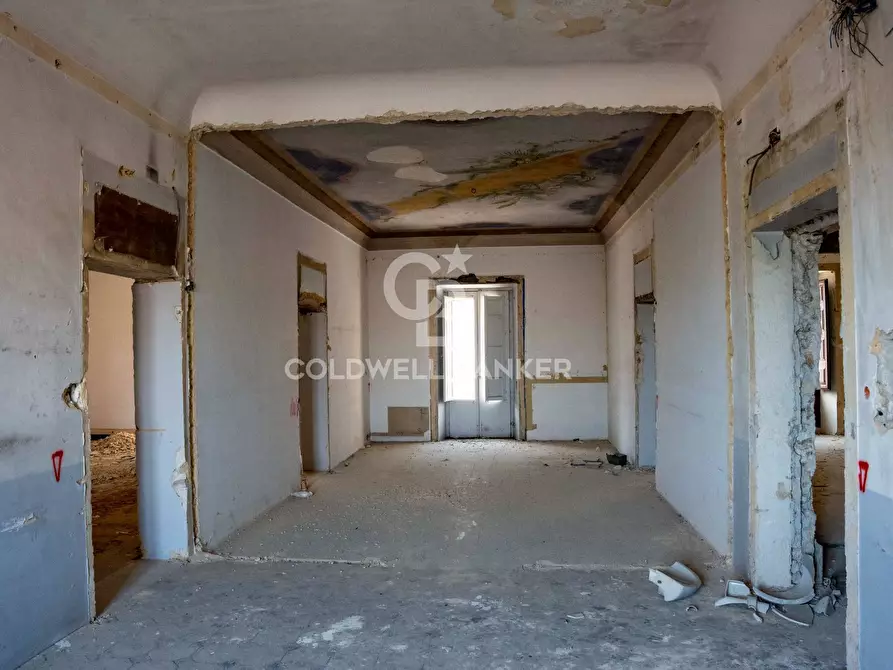Immagine 55 di Palazzo in vendita  in Via Roma 165 167 169 a Caltagirone