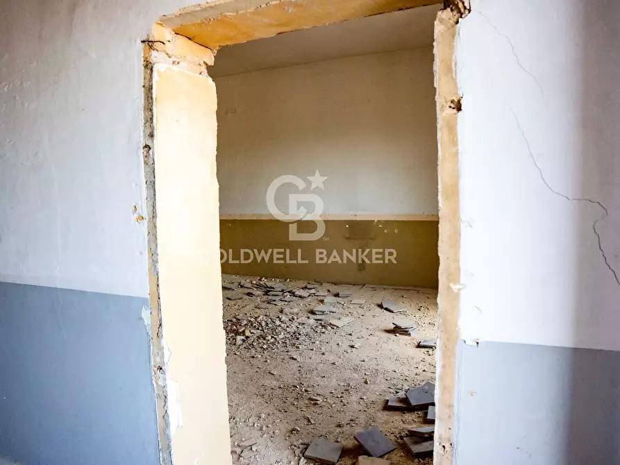 Immagine 70 di Palazzo in vendita  in Via Roma 165 167 169 a Caltagirone
