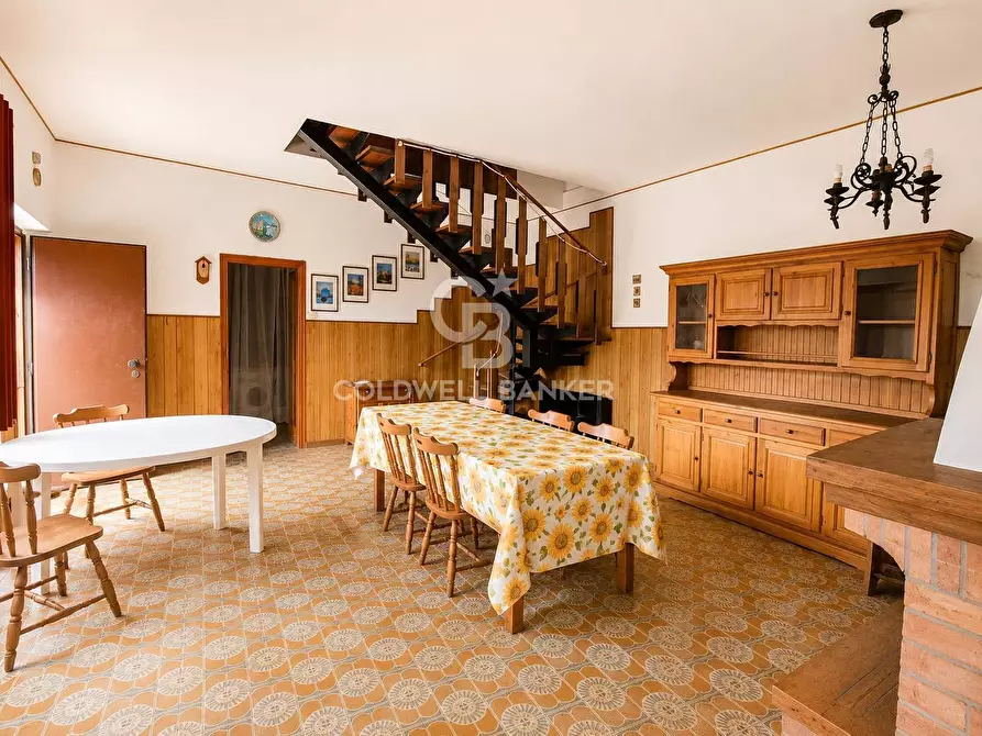 Immagine 5 di Villa in vendita  in Viale dei Navigatori 44 a Tarquinia