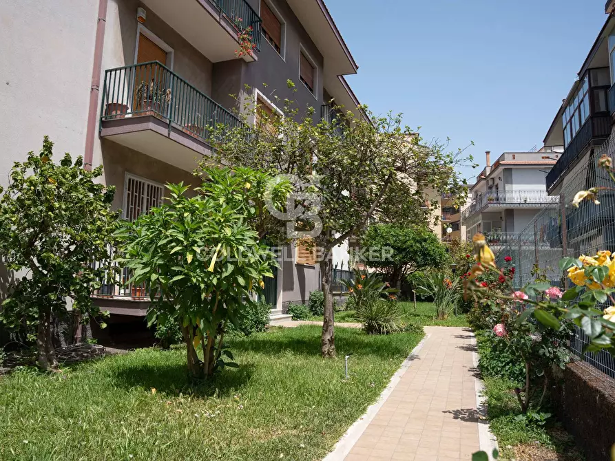Immagine 1 di Appartamento in vendita  in Via Cervo 7/B - 7/C a Acireale