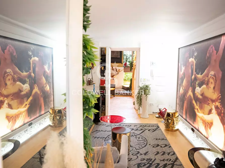 Immagine 9 di Appartamento in vendita  in via vittorio emanuele orlando 125 a Catania