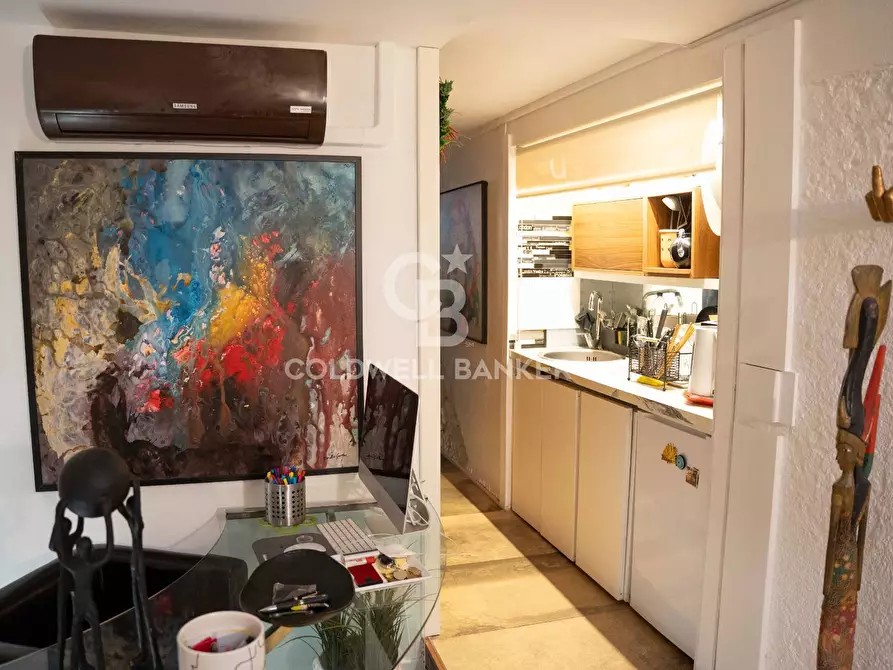 Immagine 13 di Appartamento in vendita  in via vittorio emanuele orlando 125 a Catania
