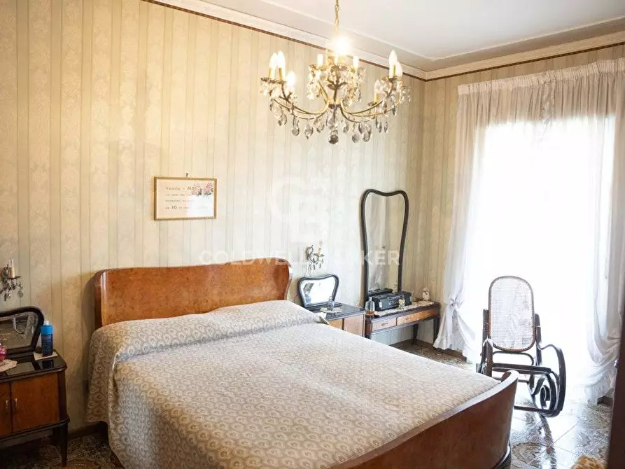 Immagine 21 di Palazzo in vendita  in via cimone 10 a Catania