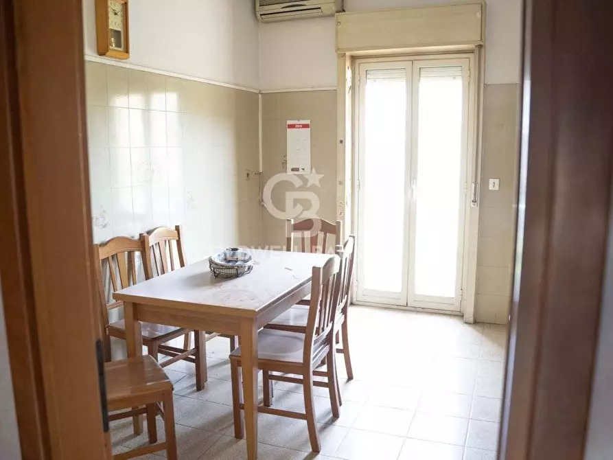Immagine 31 di Palazzo in vendita  in via cimone 10 a Catania