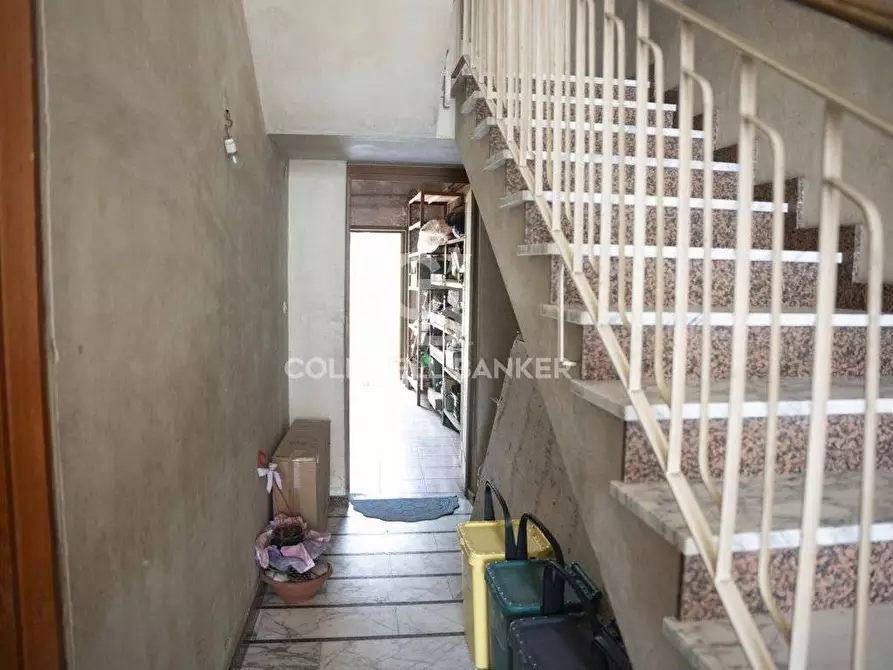 Immagine 39 di Palazzo in vendita  in via cimone 10 a Catania