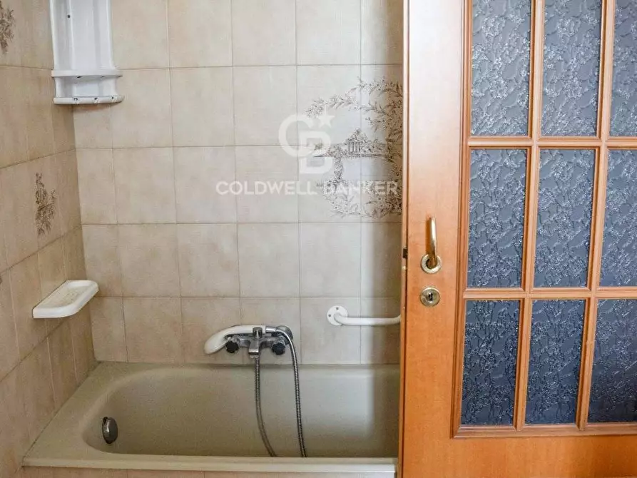 Immagine 19 di Appartamento in vendita  in via cimone 10 a Catania