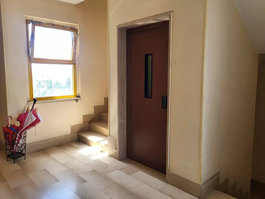 Immagine 4 di Appartamento in vendita  in Via Umberto Lilloni 36 a Roma
