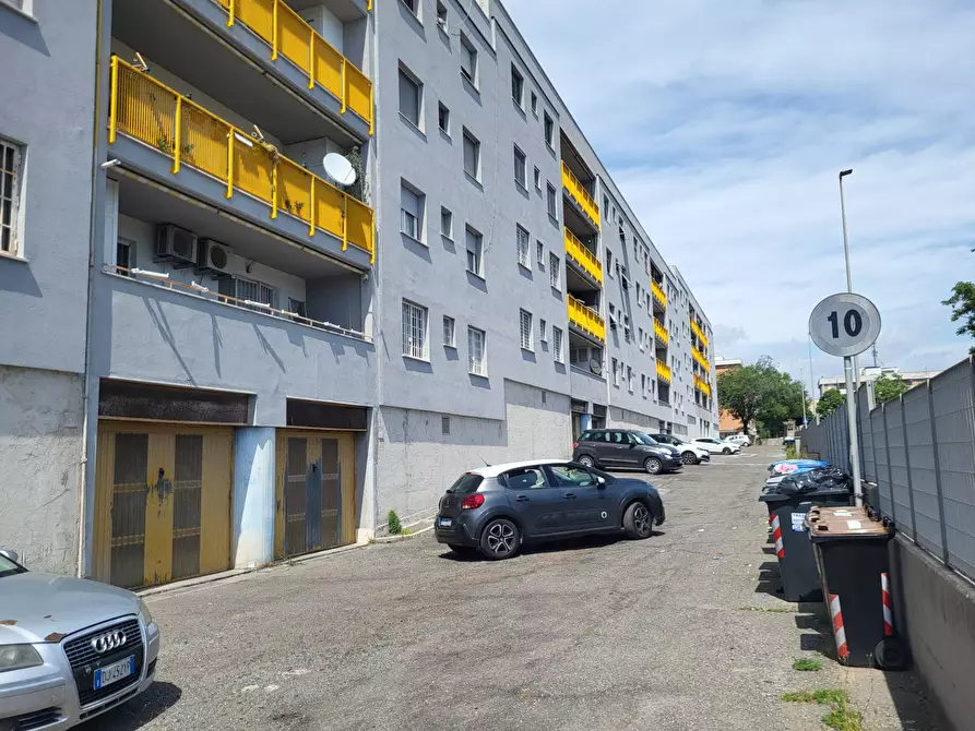 Immagine 25 di Appartamento in vendita  in Via Umberto Lilloni 36 a Roma