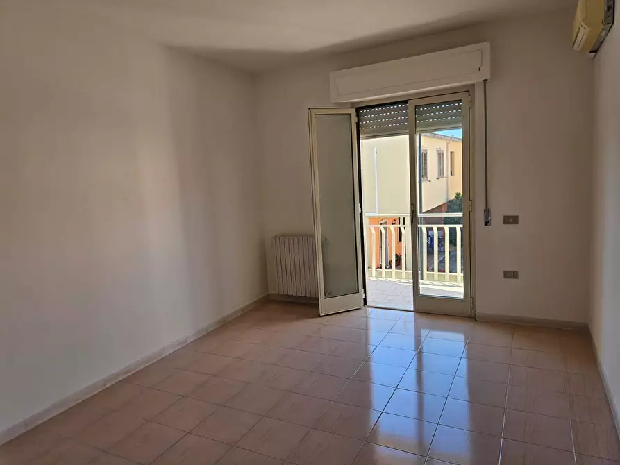 Immagine 9 di Villetta a schiera in vendita  in via Modena 222 a Olbia