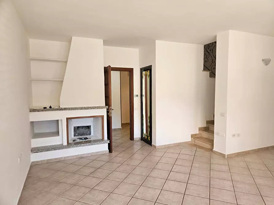 Immagine 5 di Villetta a schiera in vendita  in via Modena 222 a Olbia