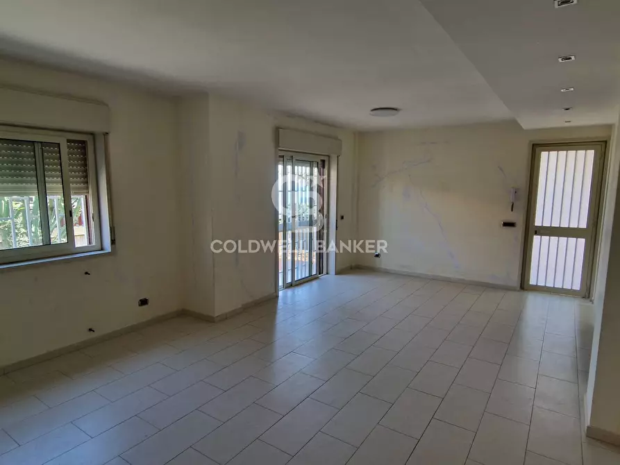 Immagine 9 di Appartamento in vendita  in VIA PRINCIPI RIGGIO 8 a Aci Catena