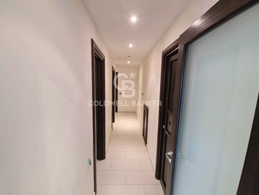 Immagine 14 di Appartamento in vendita  in VIA PRINCIPI RIGGIO 8 a Aci Catena