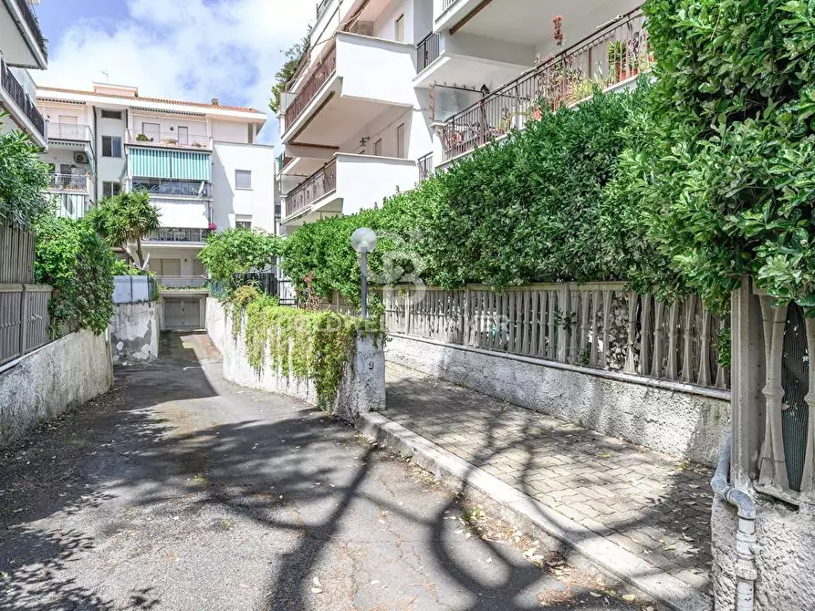 Immagine 1 di Appartamento in vendita  in Via Castelsecco 1 a Santa Marinella