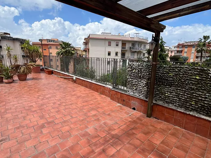 Immagine 15 di Appartamento in vendita  in via madonna della salute a Portici