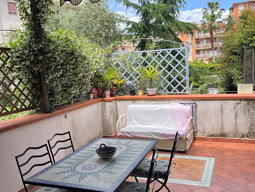 Immagine 1 di Appartamento in vendita  in via madonna della salute a Portici