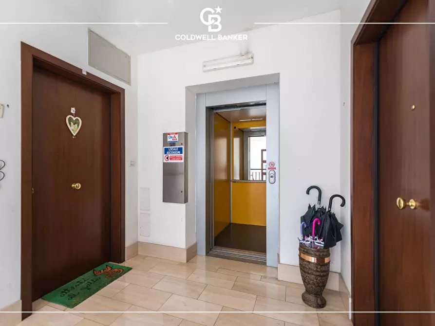 Immagine 41 di Attico in vendita  in Via Fontana delle Rose 139/D a Velletri