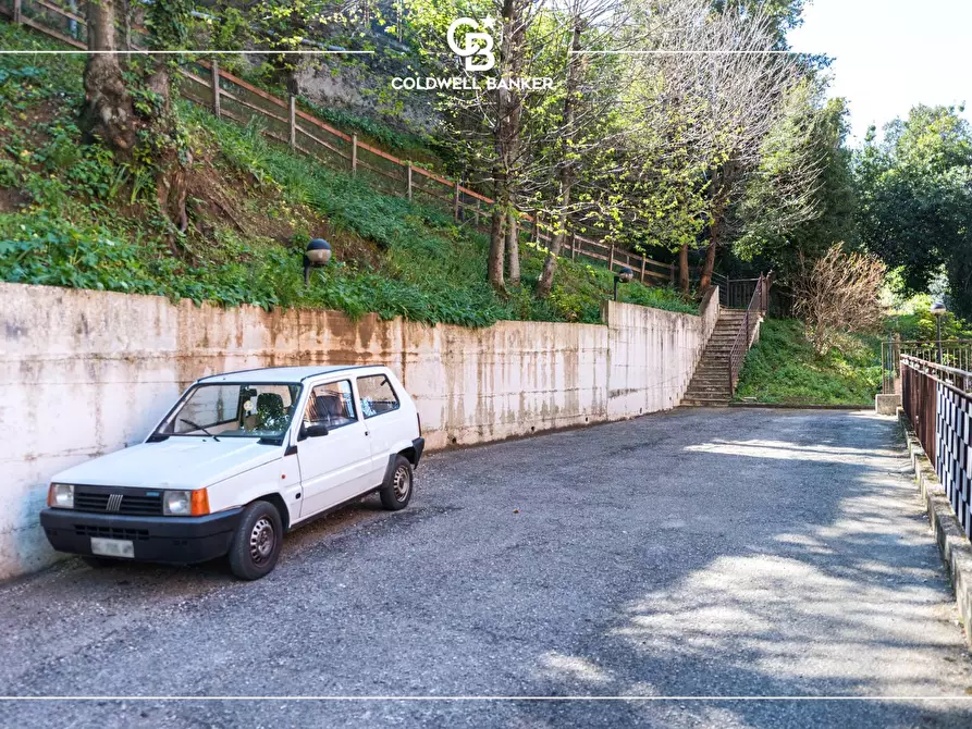 Immagine 42 di Attico in vendita  in Via Fontana delle Rose 139/D a Velletri