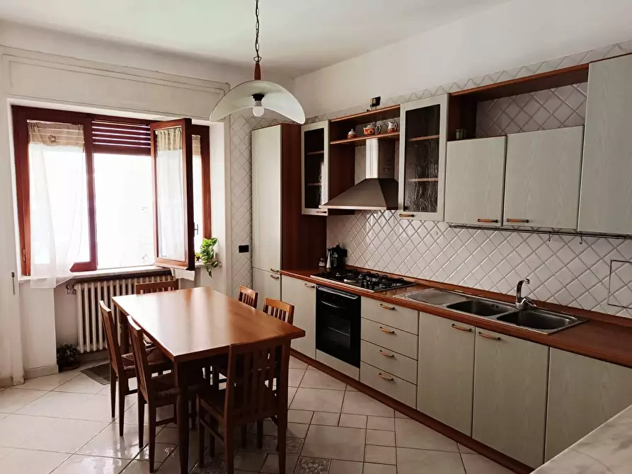 Immagine 9 di Appartamento in affitto  in Via Francesco Manzo 64 a Salerno