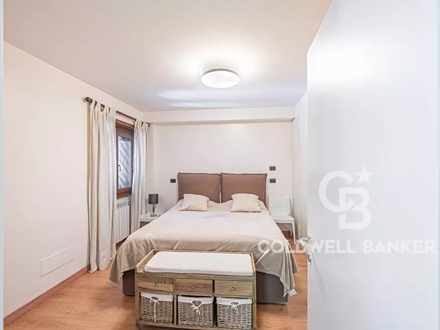 Immagine 6 di Appartamento in vendita  in Via Della Camilluccia a Roma
