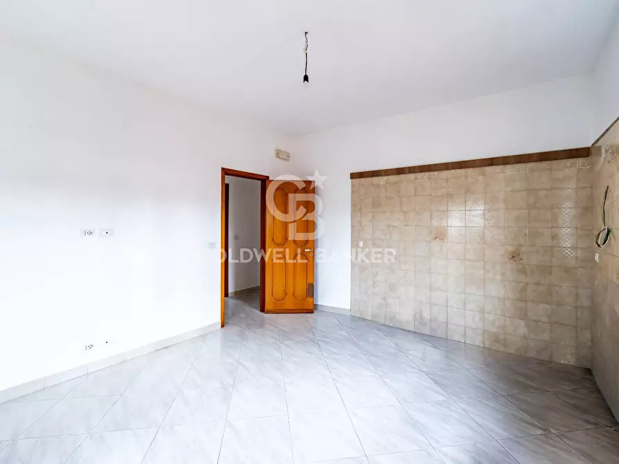 Immagine 14 di Palazzo in vendita  in Via Varese 12 a San Giovanni La Punta
