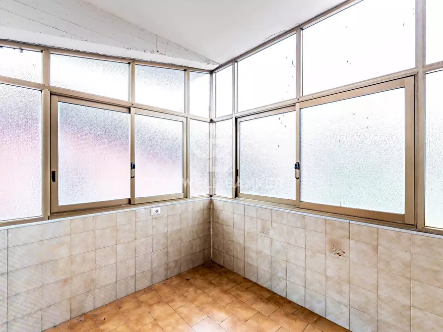 Immagine 16 di Palazzo in vendita  in Via Varese 12 a San Giovanni La Punta