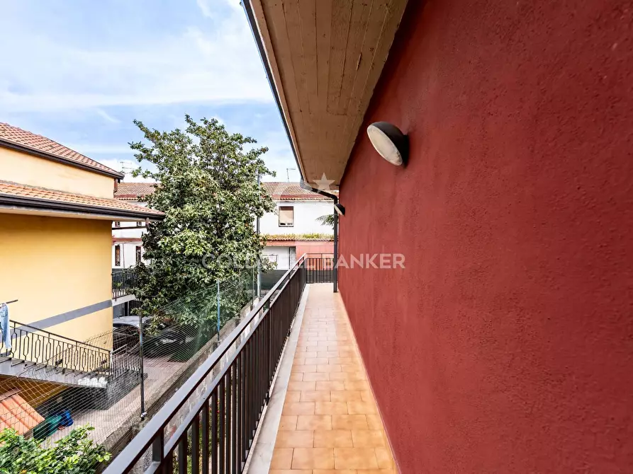 Immagine 24 di Palazzo in vendita  in Via Varese 12 a San Giovanni La Punta