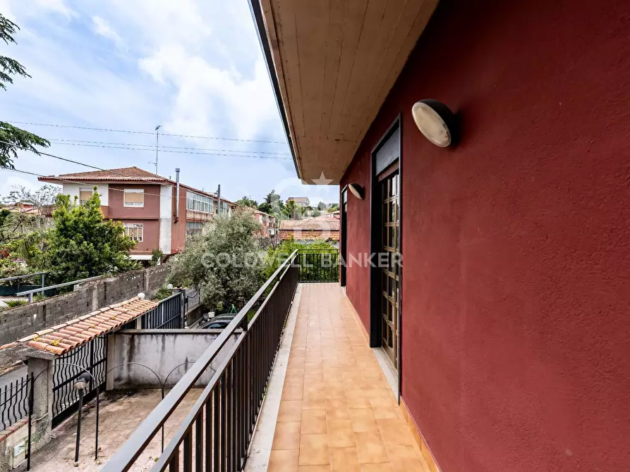 Immagine 27 di Palazzo in vendita  in Via Varese 12 a San Giovanni La Punta
