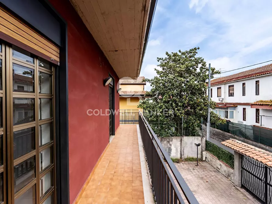 Immagine 28 di Palazzo in vendita  in Via Varese 12 a San Giovanni La Punta
