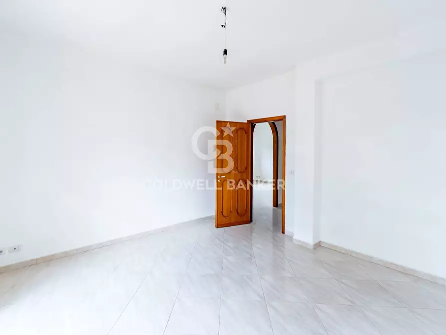 Immagine 38 di Palazzo in vendita  in Via Varese 12 a San Giovanni La Punta