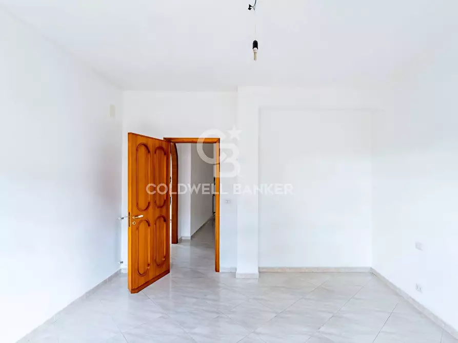 Immagine 39 di Palazzo in vendita  in Via Varese 12 a San Giovanni La Punta