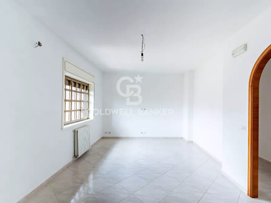 Immagine 6 di Palazzo in vendita  in Via Varese 12 a San Giovanni La Punta