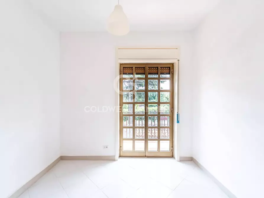 Immagine 41 di Palazzo in vendita  in Via Varese 12 a San Giovanni La Punta