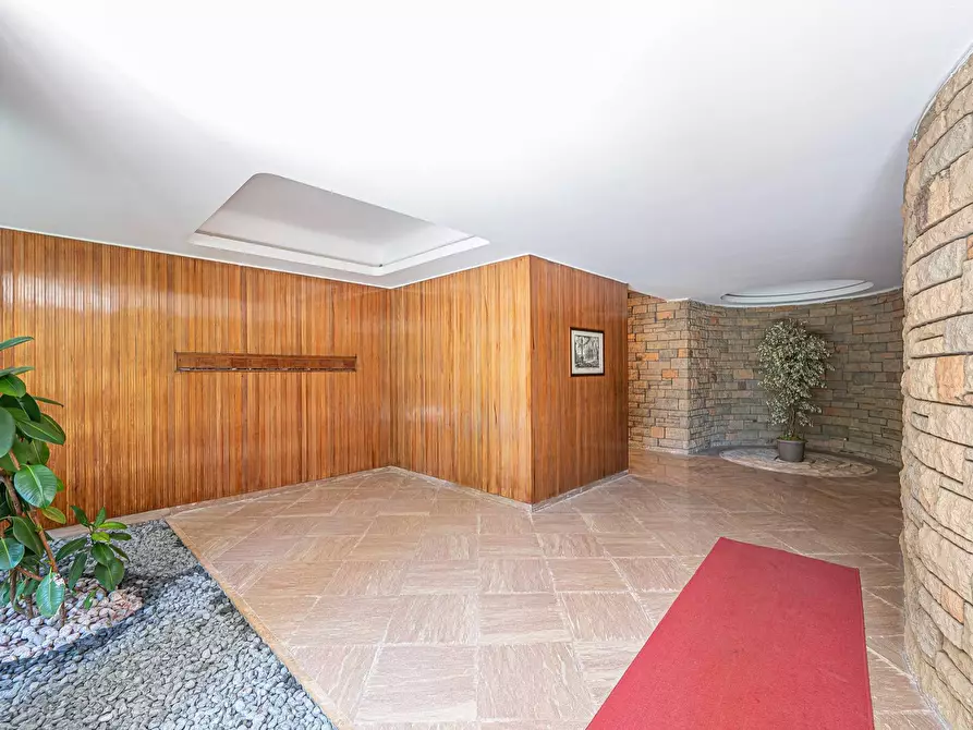 Immagine 32 di Appartamento in vendita  a Roma