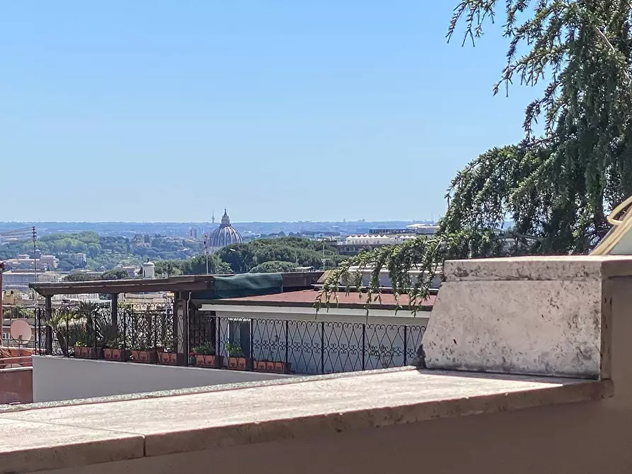 Immagine 36 di Appartamento in vendita  a Roma