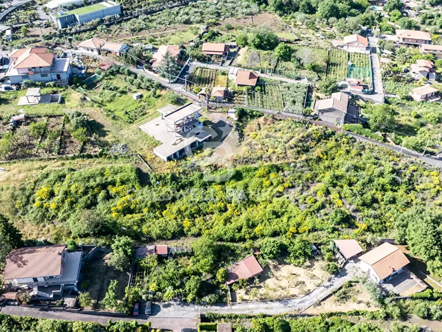 Immagine 8 di Terreno residenziale in vendita  in Via Salvo D'acquisto a Viagrande
