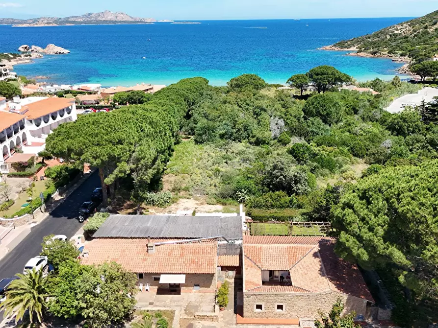 Immagine 2 di Villa in vendita  in Baia Sardinia VIA DEI PINI SNC a Aggius