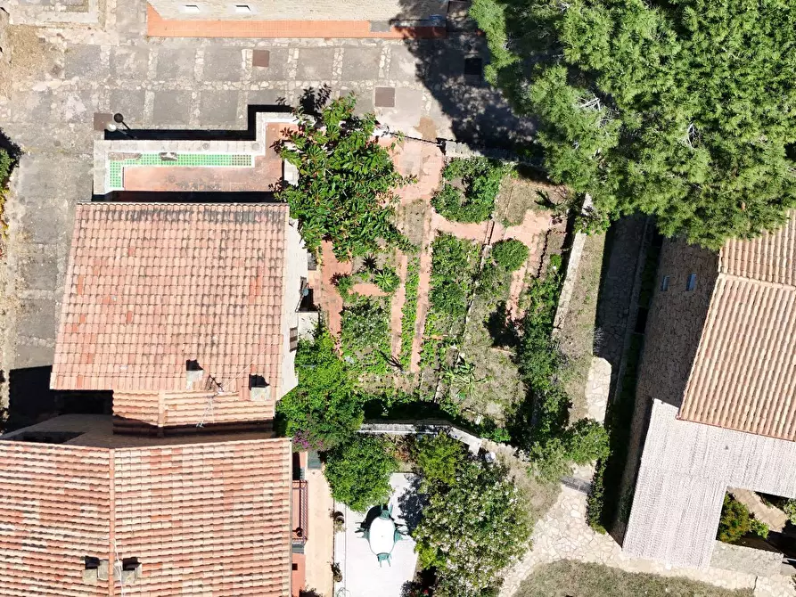 Immagine 3 di Villa in vendita  in Baia Sardinia VIA DEI PINI SNC a Aggius