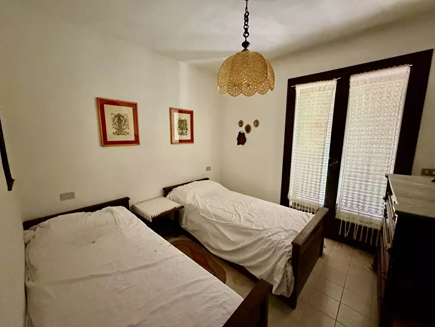 Immagine 11 di Villa in vendita  in Baia Sardinia VIA DEI PINI SNC a Aggius