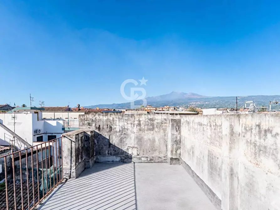 Immagine 1 di Casa semindipendente in vendita  in Via Dei Galliano 17 a Riposto
