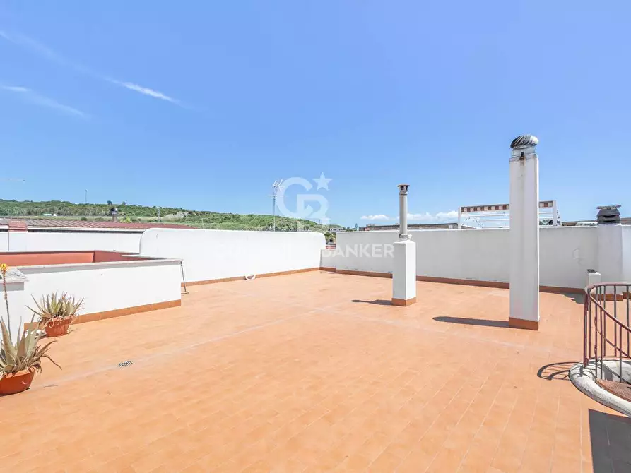 Immagine 40 di Appartamento in vendita  in Via U. Foscolo 2 a Santa Marinella