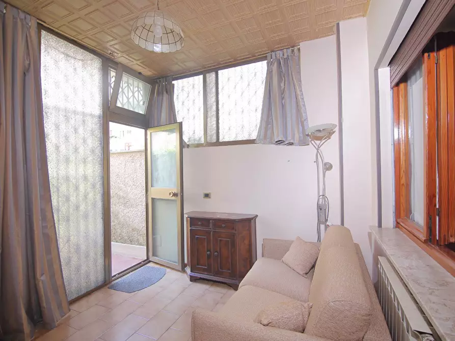 Immagine 10 di Appartamento in vendita  in VIA CINO DEL DUCA 71 a Roma