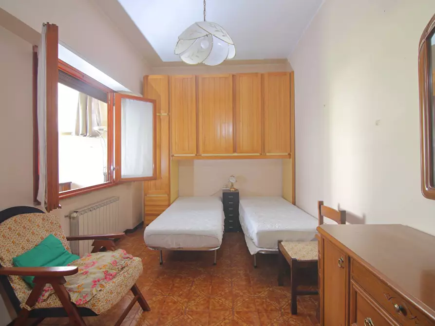 Immagine 13 di Appartamento in vendita  in VIA CINO DEL DUCA 71 a Roma