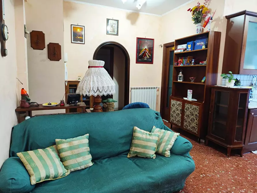 Immagine 2 di Appartamento in vendita  in VIA PIEVE FOSCIANA 93 a Roma