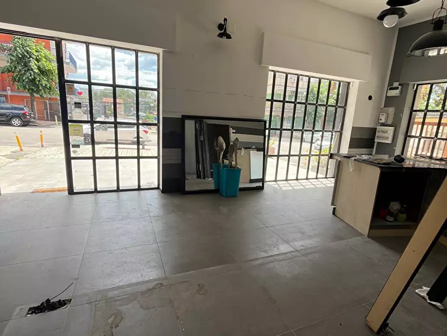 Immagine 11 di Locale commerciale in affitto  in via tufarelli a San Giorgio A Cremano